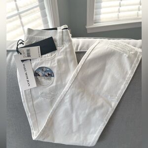 Blue Revival white mom jean/girl’s size 8/ flex waist/ 100% cotton